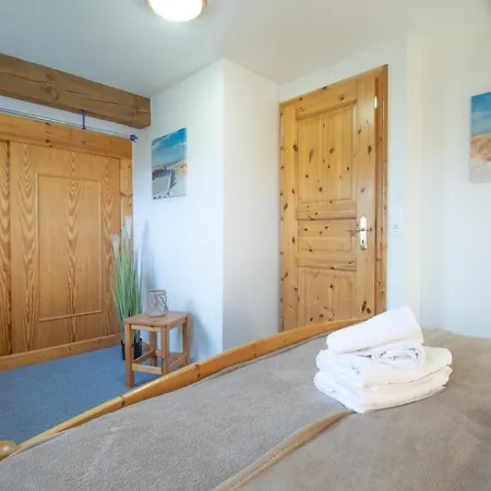 Feriehus Moewe, Doppelhaushaelfte Fuer Bis Zu 4 Personen Mit Garten Und Sauna, Hunde Erlaubt! *